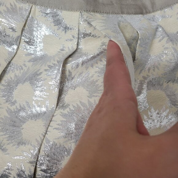 MaxMara Weekend Orche Jacquard Metallic Pleated Mini Skirt 4 - Picture 9 of 9